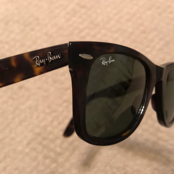 Tortoise ray ban wayfarer with case - Picture 4 of 5